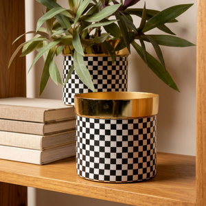 AK laiton usine vente directe métal petit décor pot de fleur succulente planteur plante décoration de la maison et jardin - Product Image 1