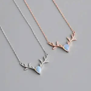 Venta caliente Zircone Elk Water-Drop Moonstone Silver Colgante Collar 925 Sterling Silver Ladies Collar