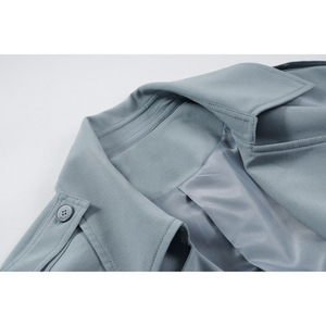 2025 primavera e autunno nuovo tipo antirughe drappeggio blu <span class=keywords><strong>trench</strong></span> cappotto da <span class=keywords><strong>donna</strong></span> con cinturino in vita di media lunghezza - Product Image 3