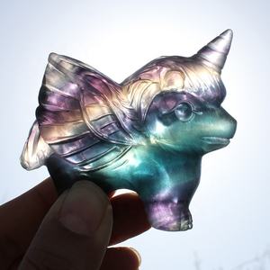 Calcite intagliata a mano all'ingrosso di cristallo di unicorno di Fluorite arcobaleno naturale intagliato a mano - Product Image 2