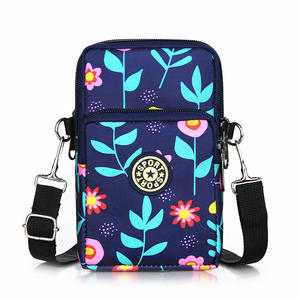 Monederos de Muñeca Personalizados al por Mayor, Bolsos Impermeables para Teléfono, Monedero de Muñeca para Mujer con Correa para el Cuello - Product Image 6