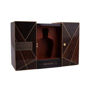 Boîte cadeau en bois gris foncé faite à la main pour deux bouteilles de vin - Support rectangulaire avec couvercle à charnière et poignée supérieure, emballage de luxe style campagnard - Product Image 3