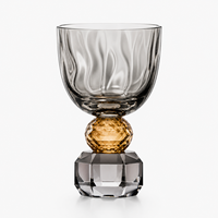 Verre à eau en cristal soufflé à la main avec pied en laiton facetté, décoratif de luxe, capacité 0,35 L, pour hôtels, banquets, mariages