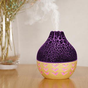 Diffuseur d'arômes YX-019 Série Crack 130ML, mini humidificateur USB pour la maison et le bureau, avec design craquelé et motif microporeux - Product Image 3
