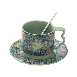 Taza de café de cerámica azul y blanca con platillo y asa para té de la tarde o uso en la oficina - Product Image 5