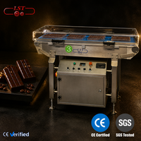 LST Schokoladenform-Vibrator Multifunktionale Schokoladenherstellungsmaschine Automatische Schokoladenproduktionslinie zum Verkauf