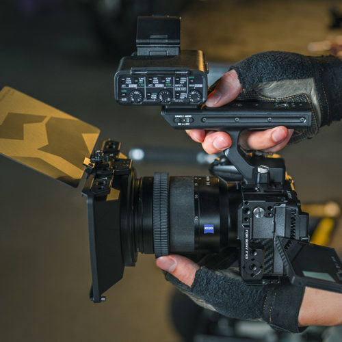 TILTA ソニーFX3カメラ用 TA-T13-FCC カメラケージ Amazon.co.jp: TILTA ソニーFX3カメラ用 TA-T13-FCC カメラ