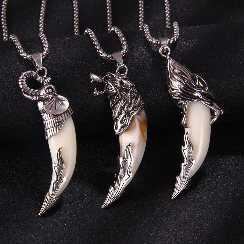 Exaggerated Personality Stainless Steel Wolf Tooth Necklace White Black Resin Wolf Tooth Head Bone Pendant Necklace for Men