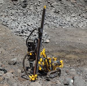 Mesin Bor Tambang Pneumatik Epiroc AirROC D40 29.4m Kedalaman, Tipe Crawler Rotary untuk Pengeboran Batu dan Lubang Ledakan - Product Image 2