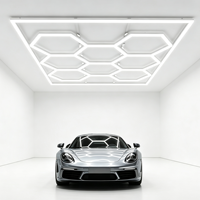 Plafonnier LED hexagonal alvéolé pour garage et atelier, IP54, 6500K, avec couvercle en PC modulaire, étanche, économe en énergie, pour detailing automobile et zone de travail automobile