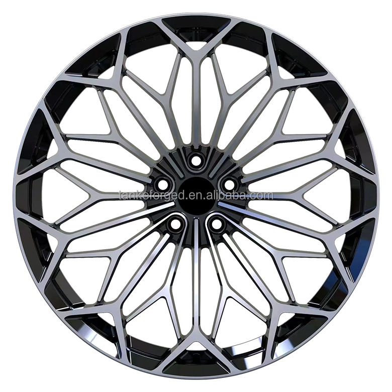 Visage noir brillant de machine