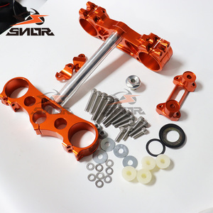 SNOR Ingrosso Ammortizzatore Anteriore, Gruppo Colonna Sterzo, Morsetti Tripli e Perno Manubrio per Moto Ktm Exc 250 - Product Image 1