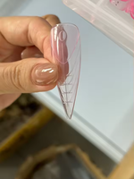 Moules d'extension de fabrication d'étiquettes OEM formes de cercueil Stiletto système d'ongles en acrylique pointes d'ongles rose double formes avec zone de cuticule plus fine