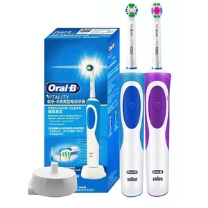 Spazzolino Elettrico <span class=keywords><strong>Oral</strong></span>-<span class=keywords><strong>B</strong></span> D12 con Setole Morbide per Adulti, Ricarica a Induzione, Rotante, Sbiancante, con Timer, Impermeabile IPX7 - Product Image 4