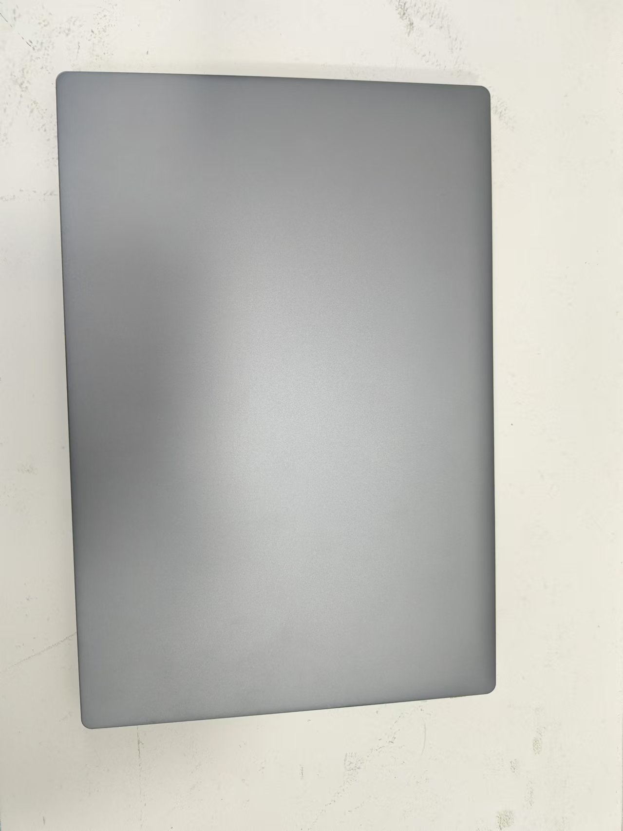 Gris