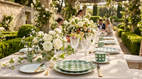 Service de vaisselle en céramique tressée verte de luxe, assiettes en porcelaine motif trèfle porte-bonheur pour mariage, hôtel, restaurant, vente en gros
