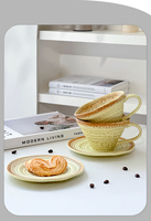 Magnifique ensemble tasse et soucoupe en céramique britannique vintage effet four, idéal pour le café ou le thé au bureau, en stock