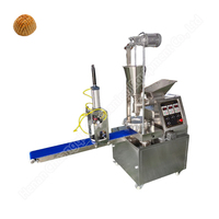 Ligne de production de gâteaux de lune, équipement de boulangerie industrielle, machine à maamoul fourré aux dattes, machine à coxinha, machine à falafel