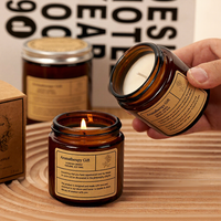 Anpassbare Private Label Handgemachte Sojawachs Aromatherapie Lavendel Duftkerzen Rauchfrei Luxuriöses Bernsteinfarbenes Glasgefäß Diwali