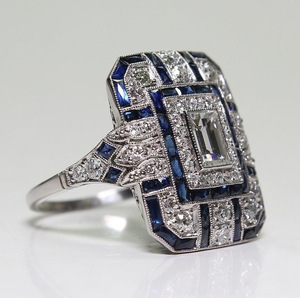 Anello di Alta Qualità in Stile Vittoriano Blu Reale e Zirconi Trasparenti, Placcato in Platino, Design Geometrico Antico, Anello da Gala, Vendita Diretta dalla Fabbrica - Product Image 2