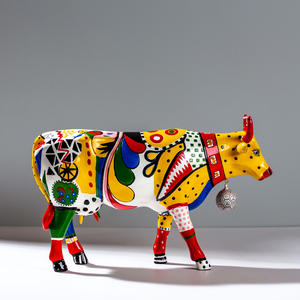 Groothandel handgeschilderde hars ossen- en paardenbeeldjes, landelijke folk art decoratie, op maat gemaakte OEM sculptuur voor huis, tuin, cadeau - Product Image 2