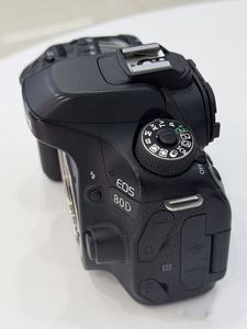 Appareil photo reflex numérique Canon EOS 80D d'occasion, boîtier seul, 24,2 MP, APS-C, écran tactile multi-angle, pour photographie et vlogging - Product Image 2