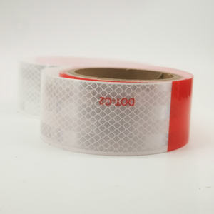 Pita Reflektif DOT C2 Kustom 2 Lapis Perekat Diri Tahan Air Ramah Lingkungan Tahan UV Reflektor Keselamatan Peringatan Kuat Merah Retro - Product Image 1