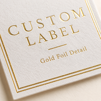 Étiquettes suspendues en papier personnalisées avec impression à chaud pour l'emballage de produits de boutique