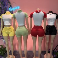 Ensemble décontracté sportif deux pièces XS 2026 pour femme – Tenue d'été avec crop top et short assortis, incluant un bandeau pour cheveux