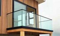 Système de garde-corps en verre pour balcon avec profilé en U en aluminium