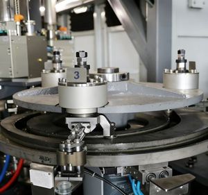 Otomatik 1 Litre Pet Plastik Su Şişesi Şişirme Kalıplama Makinesi, Şişelenmiş Maden Suyu Üretimi İçin - Product Image 6