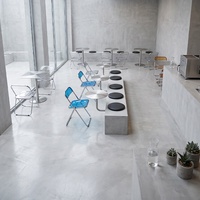 Moderne Industrielle Freizeitmöbel, Edelstahltische, Sitzgruppen und Tragbare Acryl-Klappstühle für Cafés