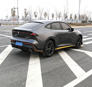 Voiture d'<span class=keywords><strong>occasion</strong></span> 2022 Changan UNI-V1.5T Édition Premium Phares LED Toit ouvrant panoramique Design jeune et élégant - Product Image 3