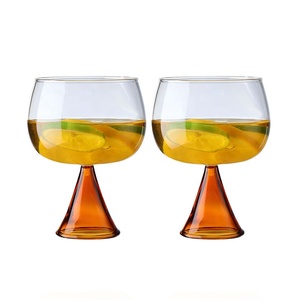 Verre <span class=keywords><strong>à</strong></span> <span class=keywords><strong>vin</strong></span> artisanal <span class=keywords><strong>à</strong></span> <span class=keywords><strong>pied</strong></span> haut, style vintage, 350 ml, ambre, bleu, <span class=keywords><strong>vert</strong></span>, verre borosilicate, gobelet <span class=keywords><strong>à</strong></span> <span class=keywords><strong>vin</strong></span> pour jus - Product Image 1