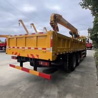 Camion grue à flèche droite CLW 6*4, grue montée sur camion d'une capacité de 14 tonnes pour les projets de construction et de levage lourd