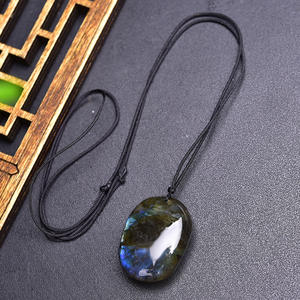 Kalung Liontin Batu Labradorit Biru Kilat Grosir untuk Hadiah - Product Image 2