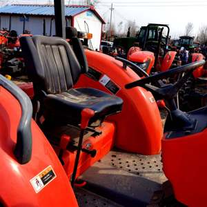 Fourniture directe Kubota M704k 70hp tracteur d'occasion machinerie agricole pas vieux tracteurs d'occasion à <span class=keywords><strong>vendre</strong></span> - Product Image 4