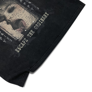 T-shirt court OEM pour homme en coton noir délavé à l'acide, avec pierres cloutées, impression DTG personnalisée, coupe oversize, manches courtes, col rond épais - Product Image 4