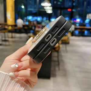 Nueva Funda de Teléfono de Lujo con Diseño de Flores y Mariposas de Diamantes para <span class=keywords><strong>iPhone</strong></span> 15 14 13 12 <span class=keywords><strong>11</strong></span> Plus Pro Max - Product Image 5