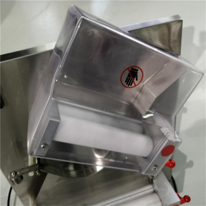 Presse à pâte à pizza en acier inoxydable pour cuisines de restaurants, équipement de boulangerie, utilisation en salle YMZD350 - Product Image 5