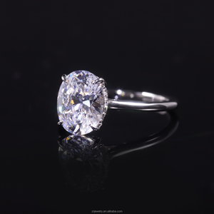 Anello di Fidanzamento in Argento 925 Placcato Oro 18K con Diamante Moissanite VVS Rotondo Ovale - Product Image 2