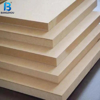 Panneaux muraux en bois ignifuges, panneaux muraux intérieurs en MDF, matériau en peuplier pour porte de sécurité