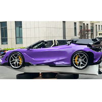 Bateau à moteur hors-bord à essence de style supercar violet, vitesse maximale de 50 km/h, pour une aventure marine de luxe à deux places en bord de mer