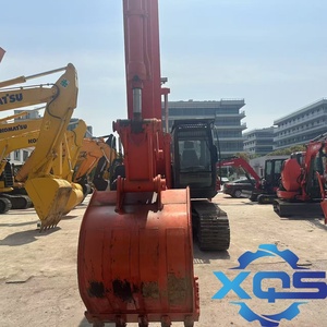 Excavatrice sur chenilles Hitachi ZX200 d'occasion, modèle 2021, 20 tonnes, équipée d'une pompe PLC, importée du Japon, pour travaux d'excavation. - Product Image 4