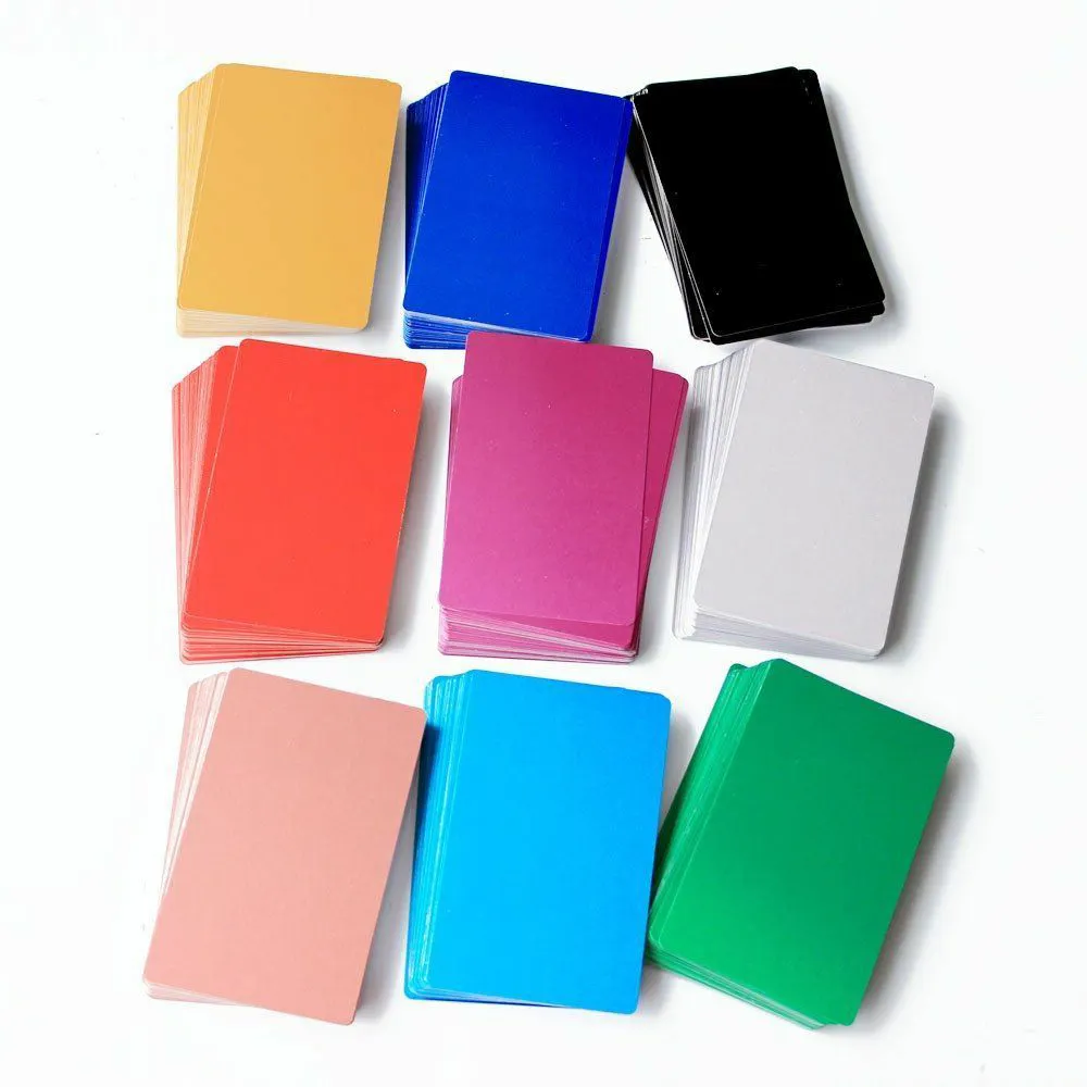 بطاقة أعمال معدنية ملونة كاملة فارغة تُباع بالجملة من المصنع تُصمم حسب الطلب