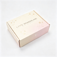 Boîtes d'expédition en carton ondulé rose personnalisées, boîtes à courrier en carton pour vêtements, boîte à courrier avec bande auto-adhésive facile à déchirer