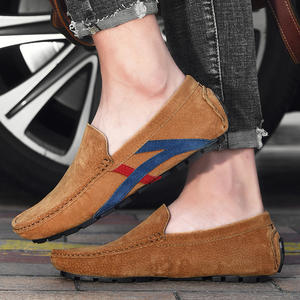 Mocassins Penny Loafer en daim de vache marron pour homme, à enfiler, style mode, pour la conduite, décontractés et habillés, personnalisables - Product Image 2