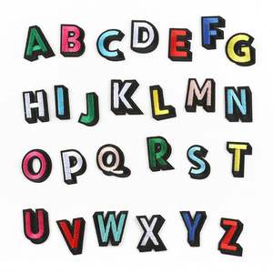 Venta al por mayor 2025 parches de <span class=keywords><strong>letras</strong></span> del alfabeto bordados a la moda tela decorativa pasta de tela <span class=keywords><strong>para</strong></span> ropa - Product Image 4