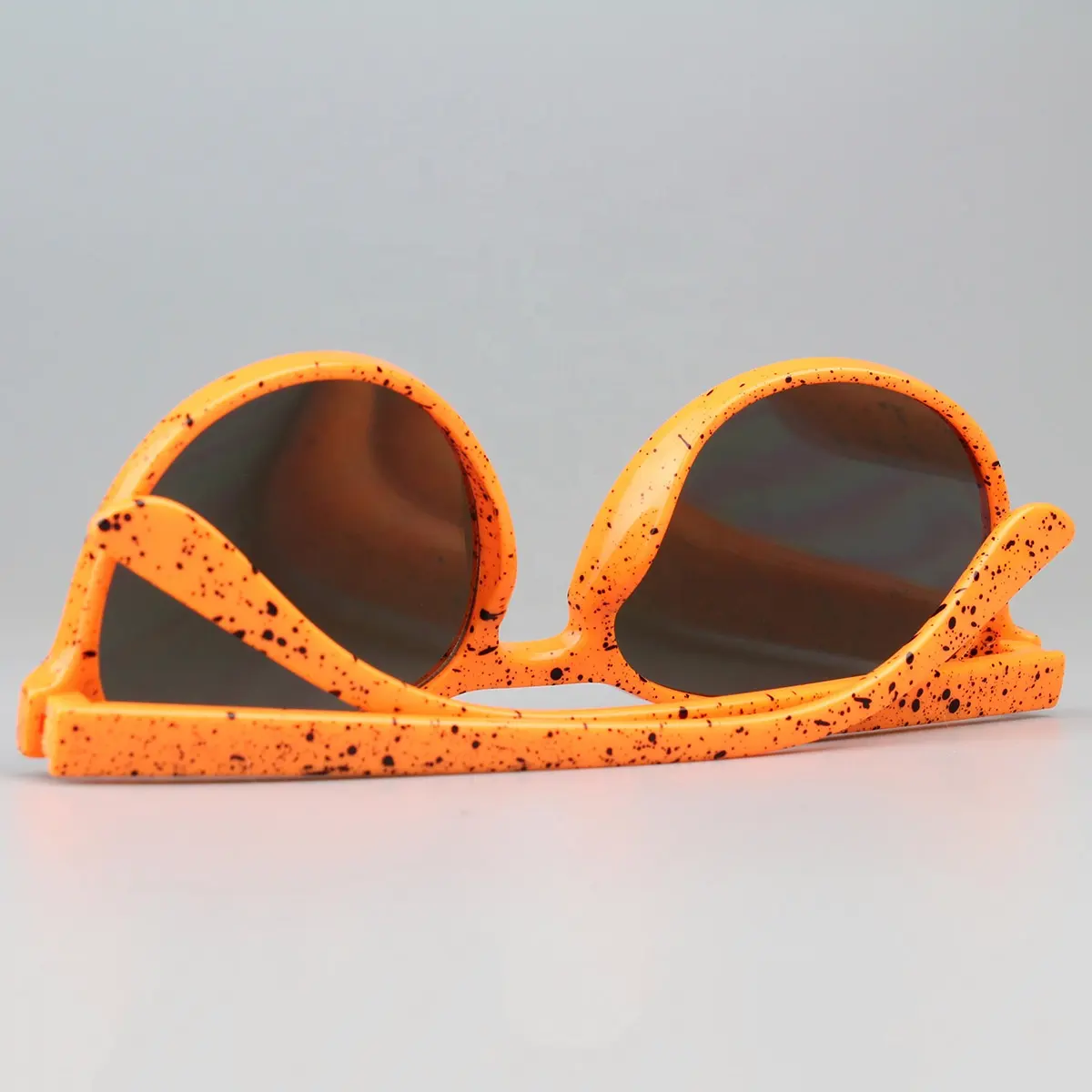 2024 เด็กRetroขนาดเล็กรอบน่ารักสีส้มโรยกระจกสีCandy Vintage Beachสีแว่นตากันแดดเด็กOculos De Sol