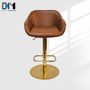 Taburete de Bar de Cuero PU Vintage de Fabricante DM <span class=keywords><strong>con</strong></span> Altura Ajustable, Asiento Giratorio <span class=keywords><strong>con</strong></span> Brazos y Base de Disco Dorada para Isla de Cocina - Product Image 1